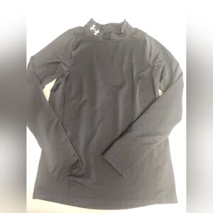 Under Armour Black Long Sleeve Thermal. Fitted. Youth XL